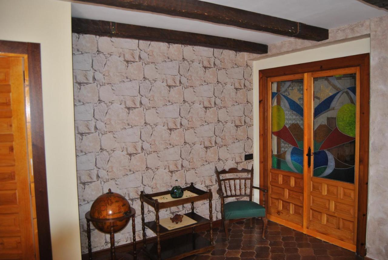 Finca Arroyo Del Valle San Andres del Rabanedo Exterior photo