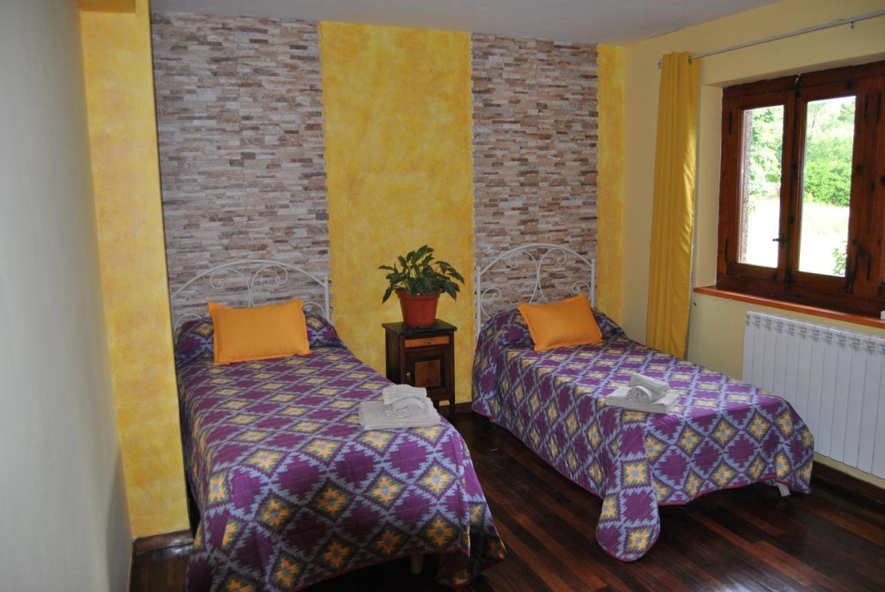 Finca Arroyo Del Valle San Andres del Rabanedo Exterior photo
