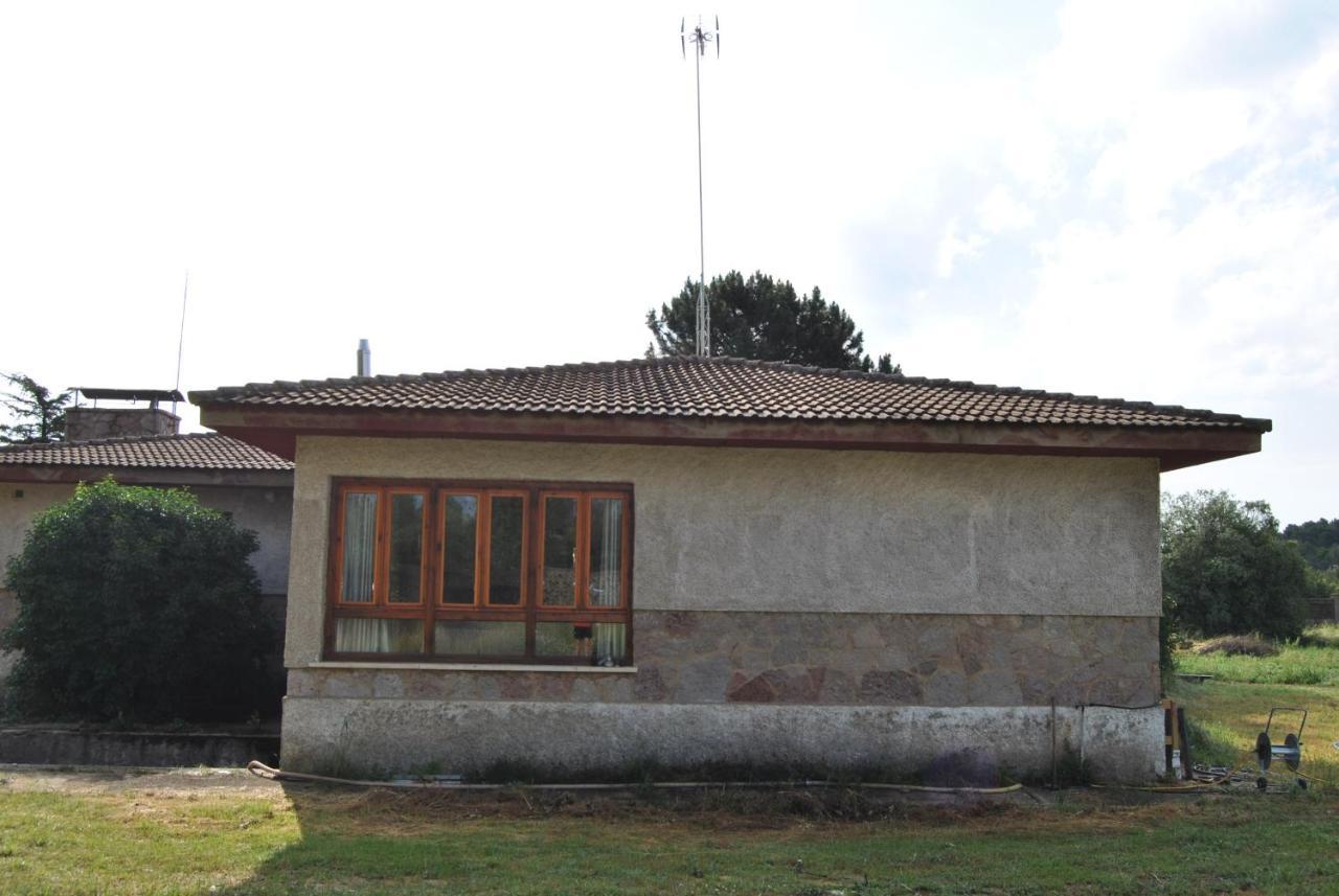 Finca Arroyo Del Valle San Andres del Rabanedo Exterior photo